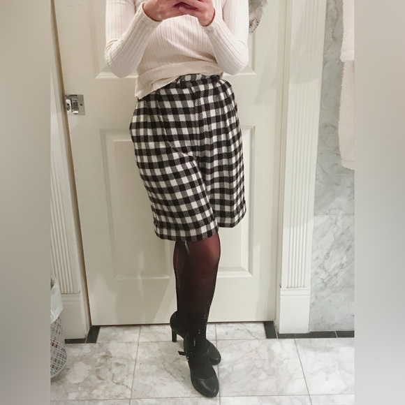 Vintage Escada Wool Gingham Shorts - Picture 12 of 12